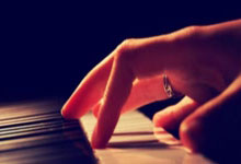 2月23日UFC：罗伯·丰特对阵巴西不败新星吉恩·松本，罗伯特吉尔